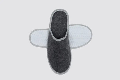 Chamonix, closed-toe, size 28,5cm, felt | Hotel slippers - image 2